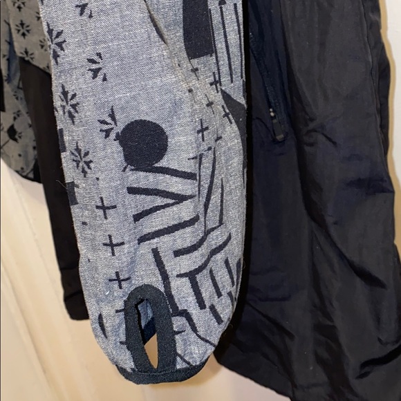 Women’s Nike International Jacket- Size Medium - Picture 6 of 7